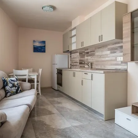 и студиа алекса And Alexa Lägenhet *