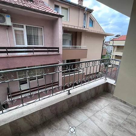 Apartament и студиа алекса And Alexa *