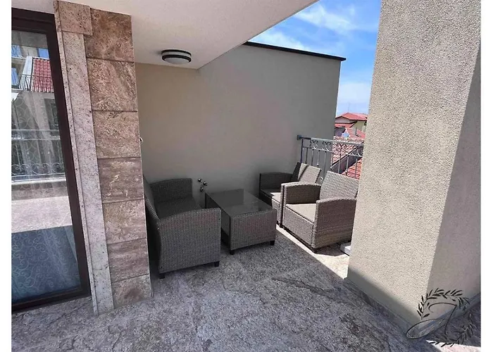 и студиа алекса And Alexa Апартамент Созопол