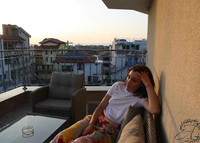 Апартамент и студиа алекса And Alexa *