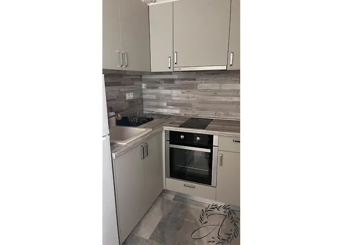 и студиа алекса And Alexa Созопол